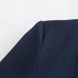 Conjunto Elegante – Blazer Curto com Botões Decorativos e Calça Pantalona