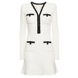 Vestido Bicolor – Decote V, Manga Longa, Slim Fit com Bolsos Bordados