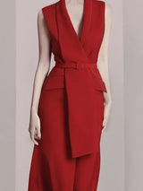 Vestido Minimalista Colar Entalhados - Cintura Alta e Sem Mangas