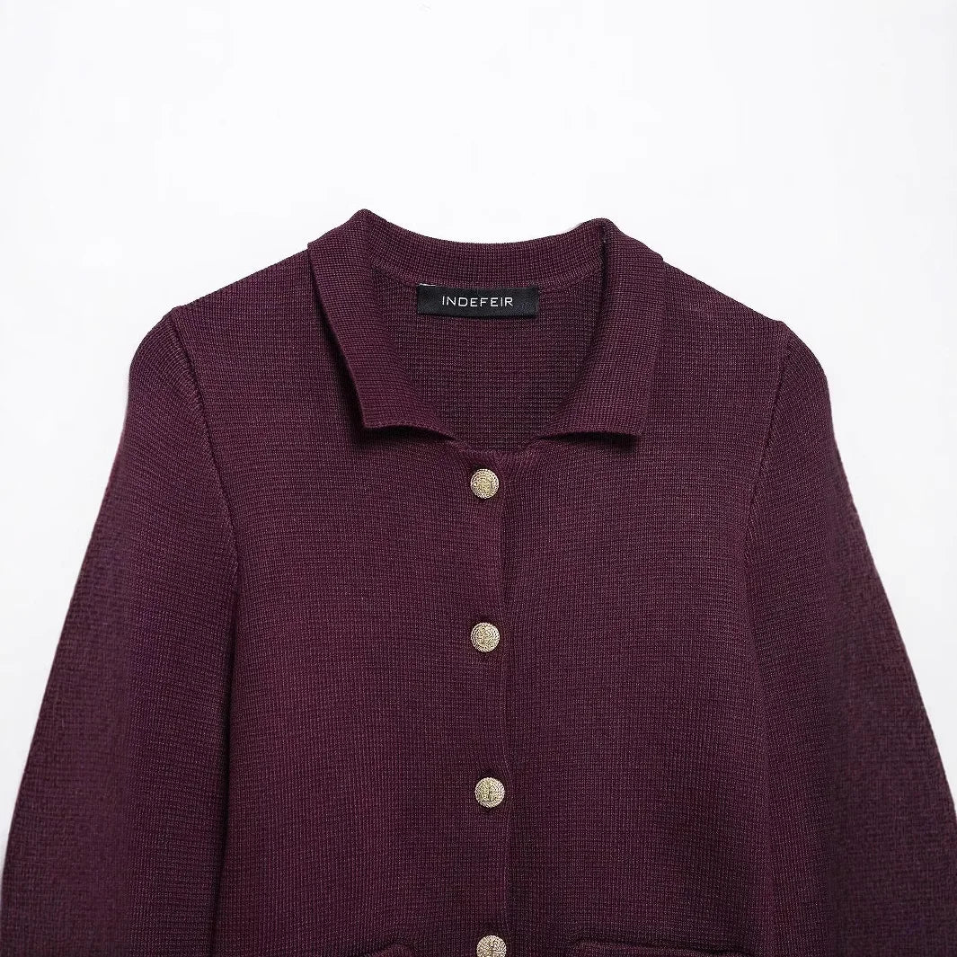 Conjunto Feminino Minimalista em Tricô – Jaqueta + Saia | Look Elegante