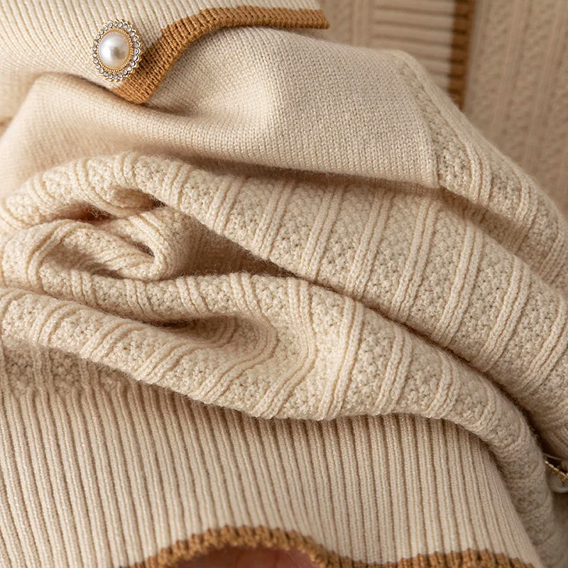 Conjunto Feminino - Estilo Francês em Tricô com Gola Polo e Calça Longa