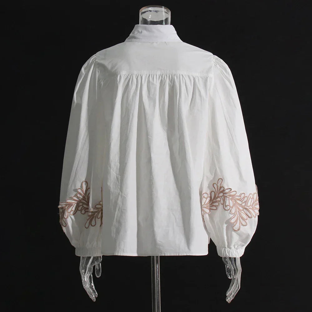 Conjunto bordado com cinto - Novidade