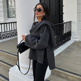 Casaco com Gola Assimétrica – Inverno com Estilo e Conforto