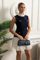 Vestido Curto – Azul em Cetim e Branco em Chiffon, Plissado