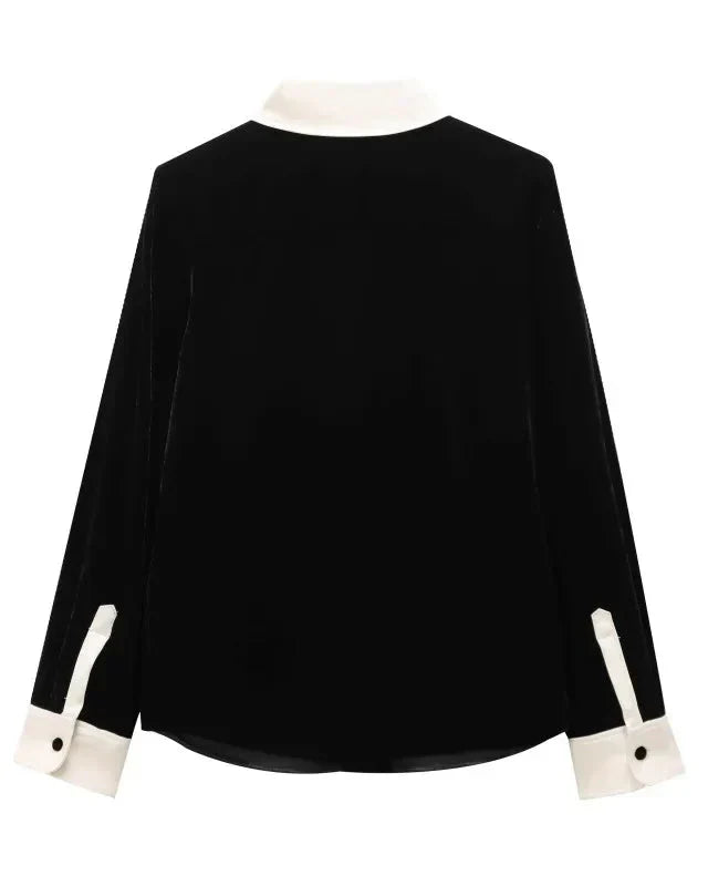 Conjunto em Veludo com Camisa de Manga Longa e Calça – Design Elegante com Detalhes Laterais