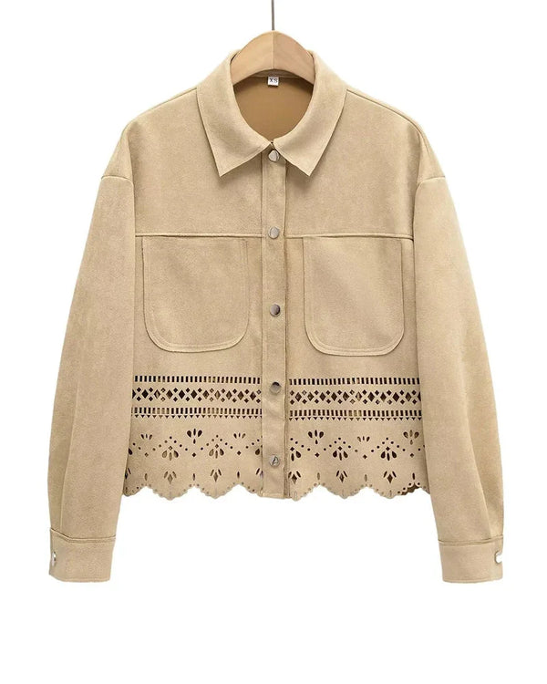 Casaco com Detalhes Vazados – Sofisticação Atemporal e Design Autoral