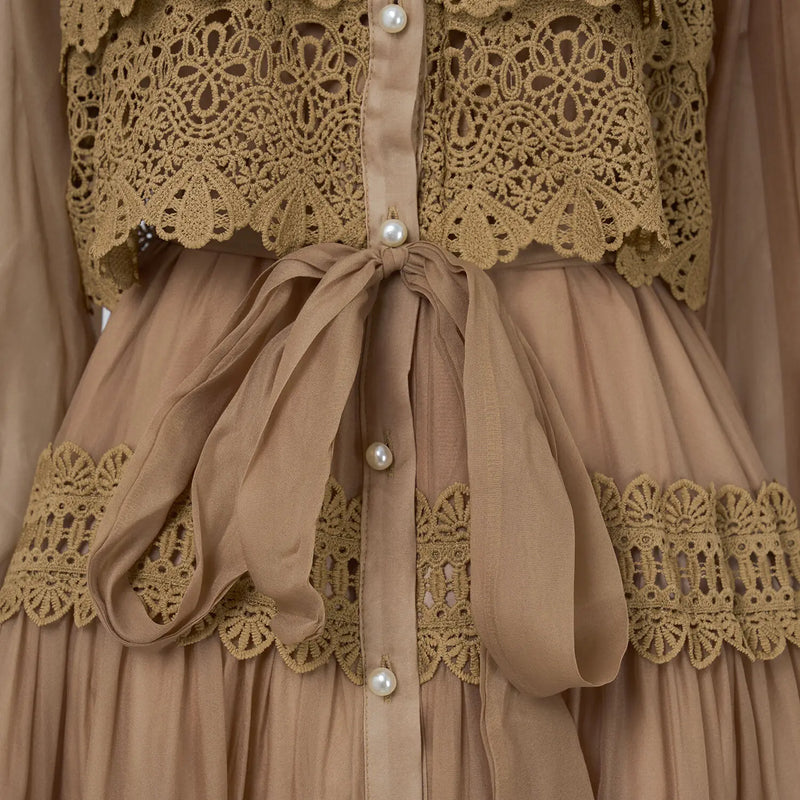 Vestido Lumière – Edição Exclusiva com Renda Bordada