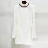 Vestido Bordado á Mão – Gola Alta, Manga Longa