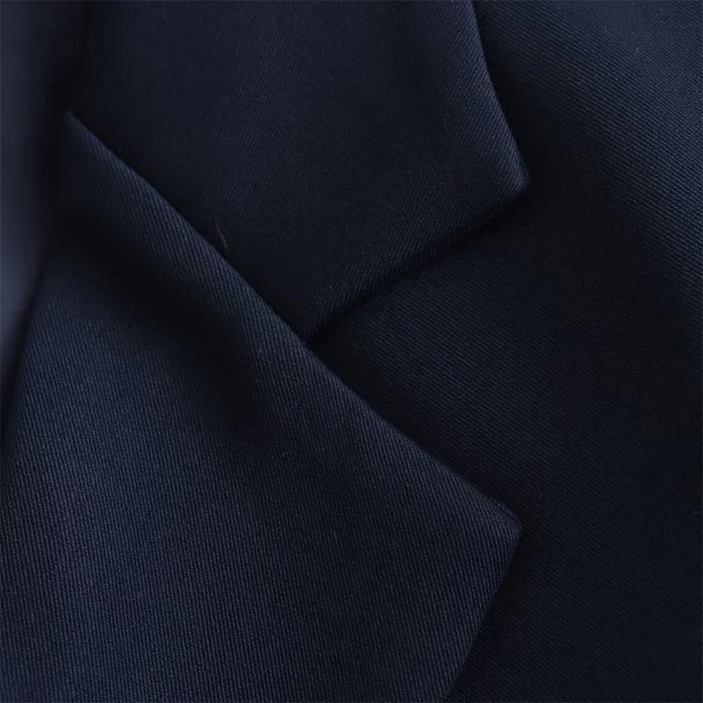 Conjunto Elegante – Blazer Curto com Botões Decorativos e Calça Pantalona