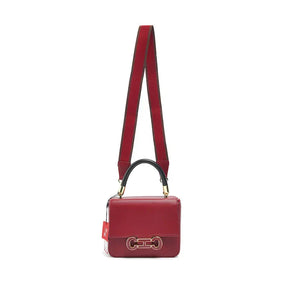 Bolsa CHCH – Luxo Leve e Estilo Moderno