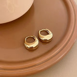 Argolas Grossas – Brilho Intenso em Aço Inoxidável