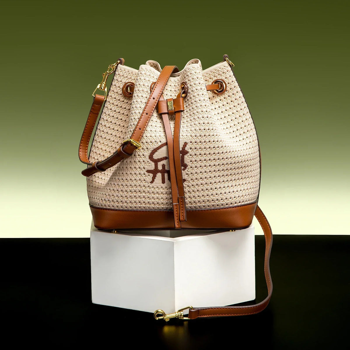 Bolsa CHCH Bucket – Estilo para Viagem, Alça de Ombro, Design em Tecido Splicing