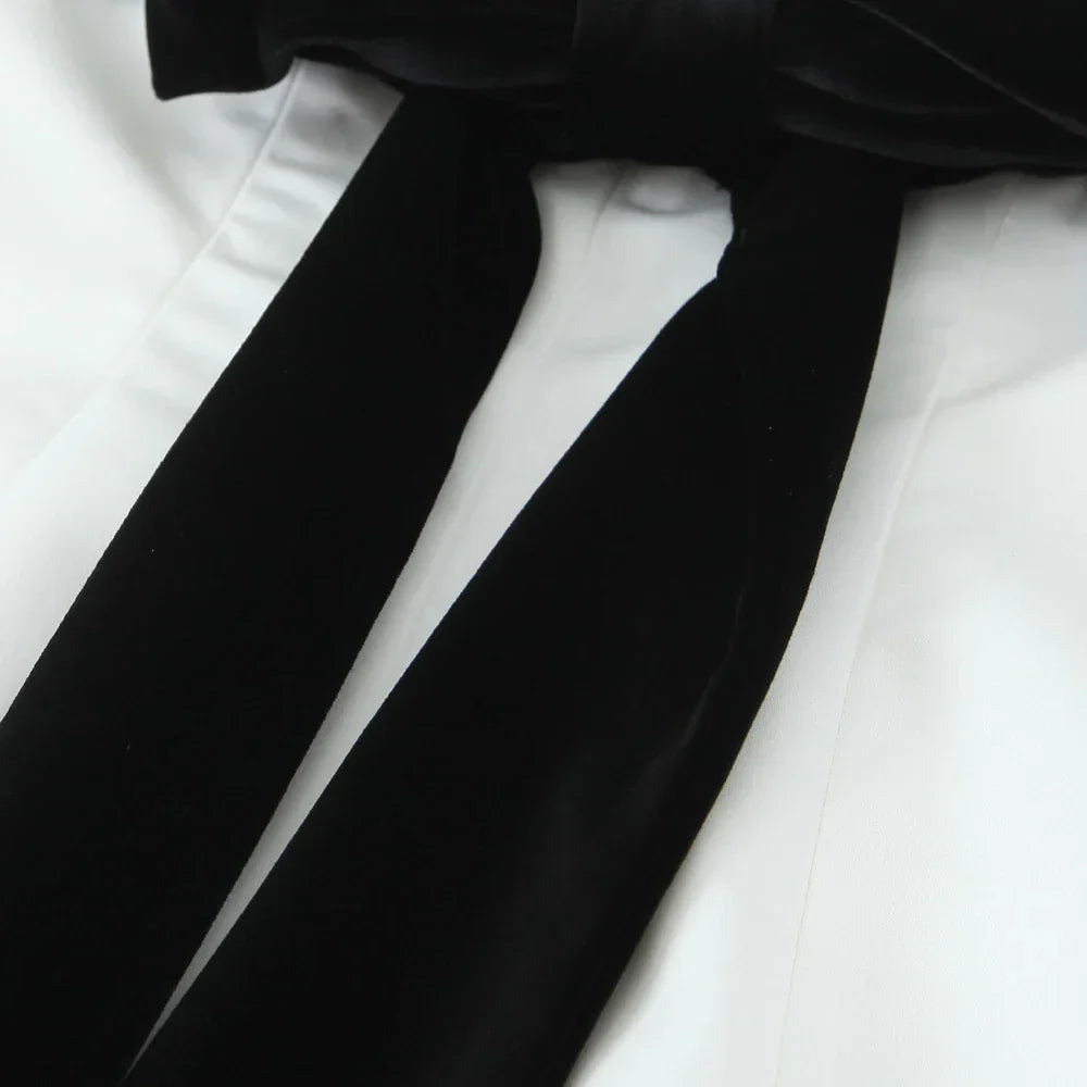 Blusa Sem Alças com Laço - Top Cropped Branco Estilo Chic