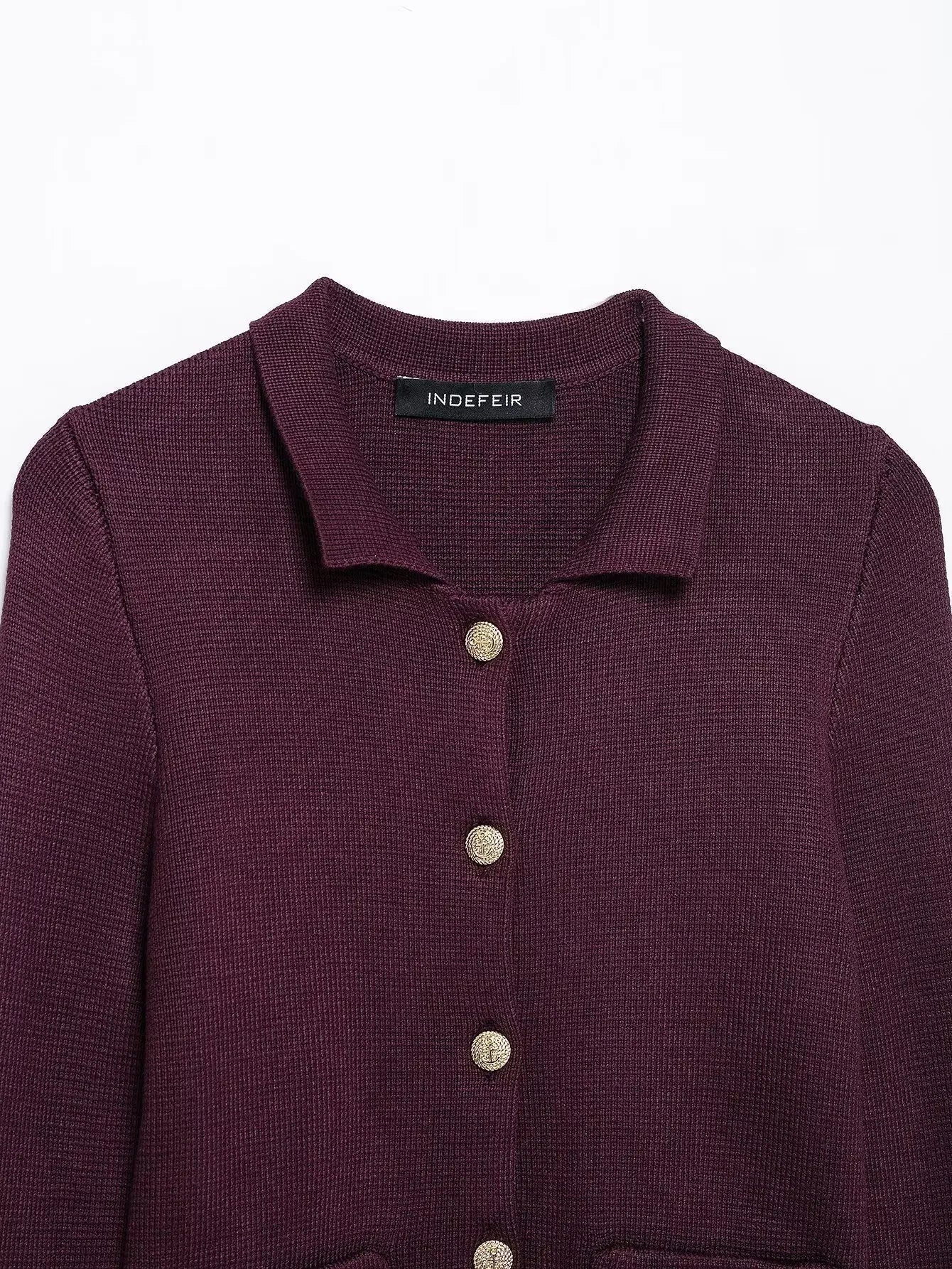 Conjunto Feminino Minimalista em Tricô – Jaqueta + Saia | Look Elegante