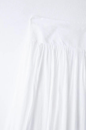 Conjunto Elegante – Camisa Bordada E Saia Plissada