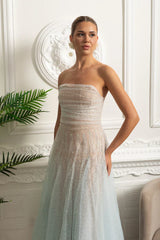 Vestido Longo Estilo Princesa – Tule Transparente, Design Envolvente e Toque de Fada para Verão