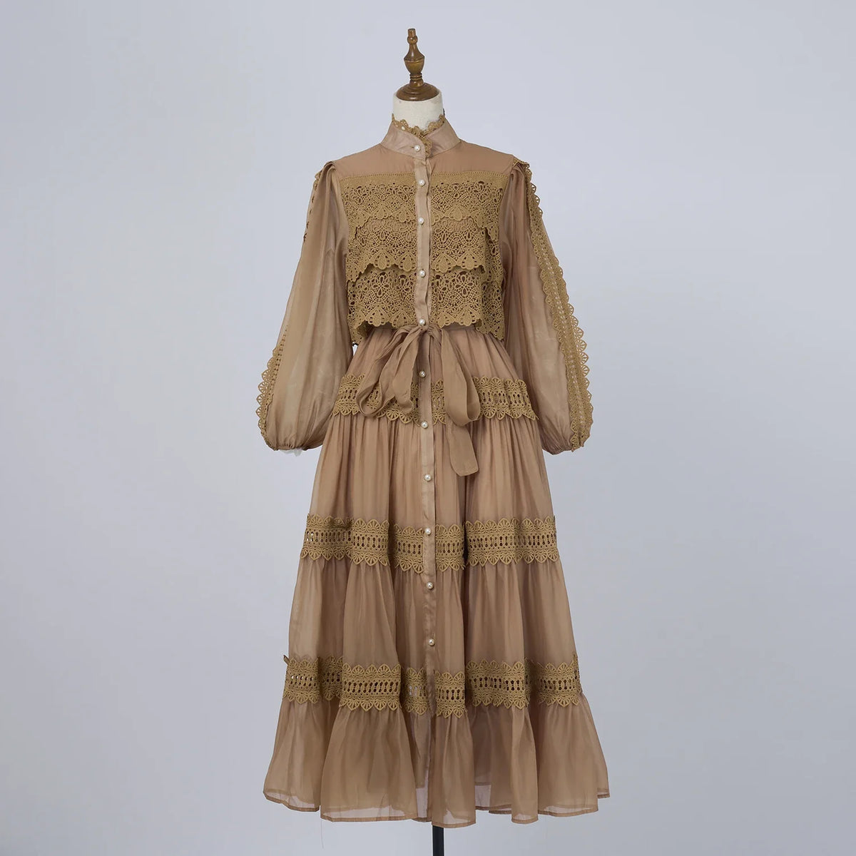 Vestido Lumière – Edição Exclusiva com Renda Bordada