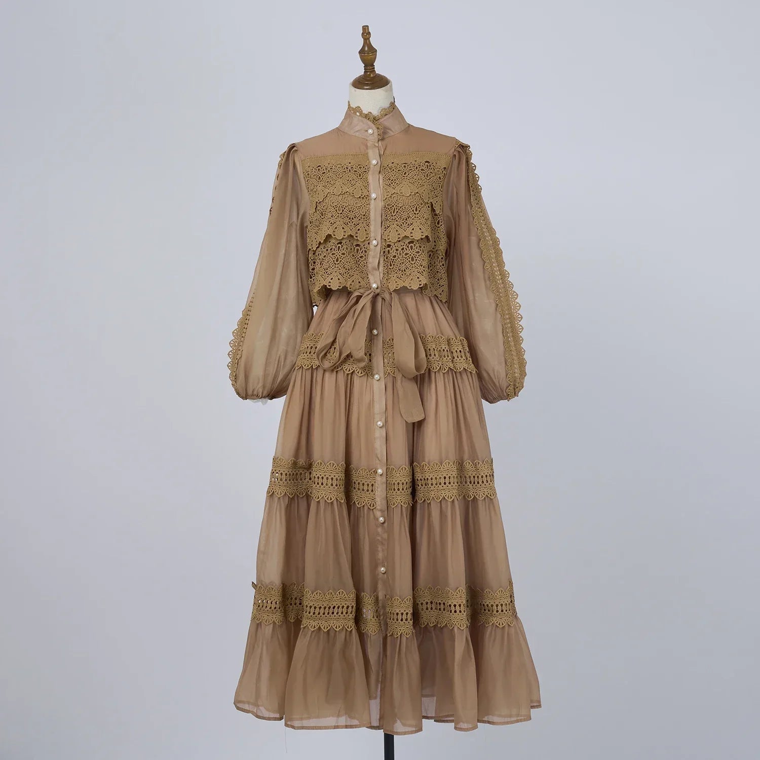 Vestido Lumière – Edição Exclusiva com Renda Bordada