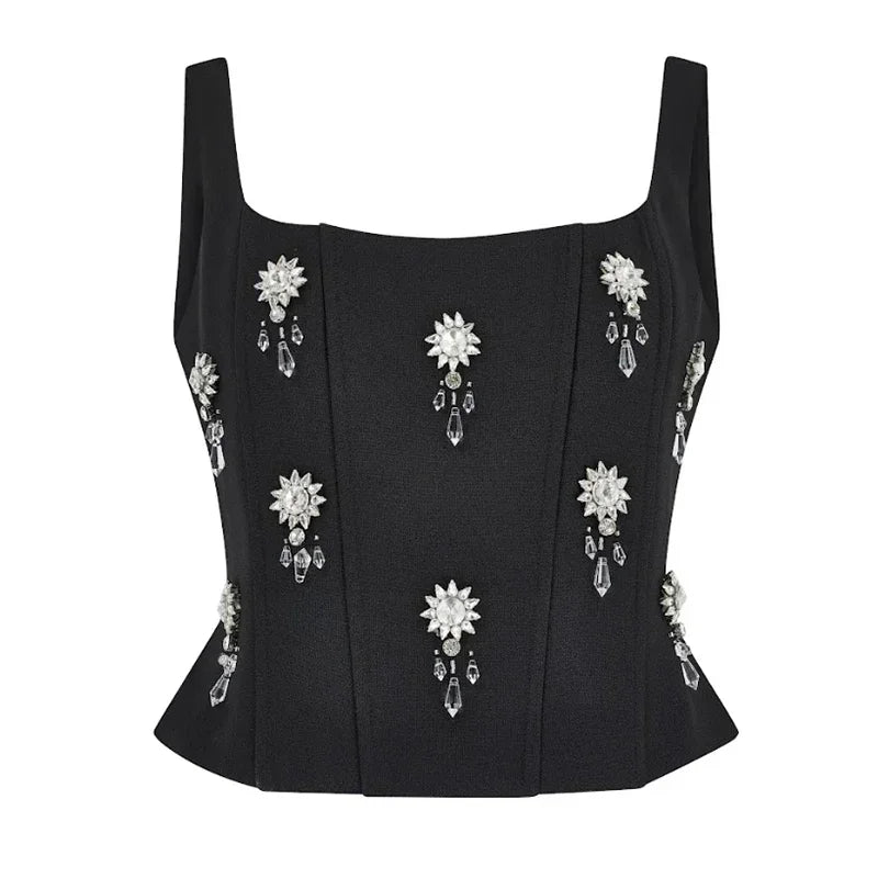 Conjunto Elegante de Top Halter com Flor de Strass e Saia de Cintura Alta – Coleção 2025