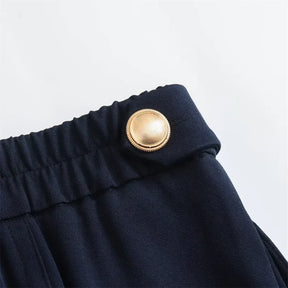 Conjunto Elegante – Blazer Curto com Botões Decorativos e Calça Pantalona