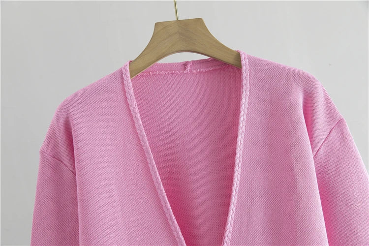 onjunto Executivo Feminino – Tricô Elegante com Casaco Longo e Saia